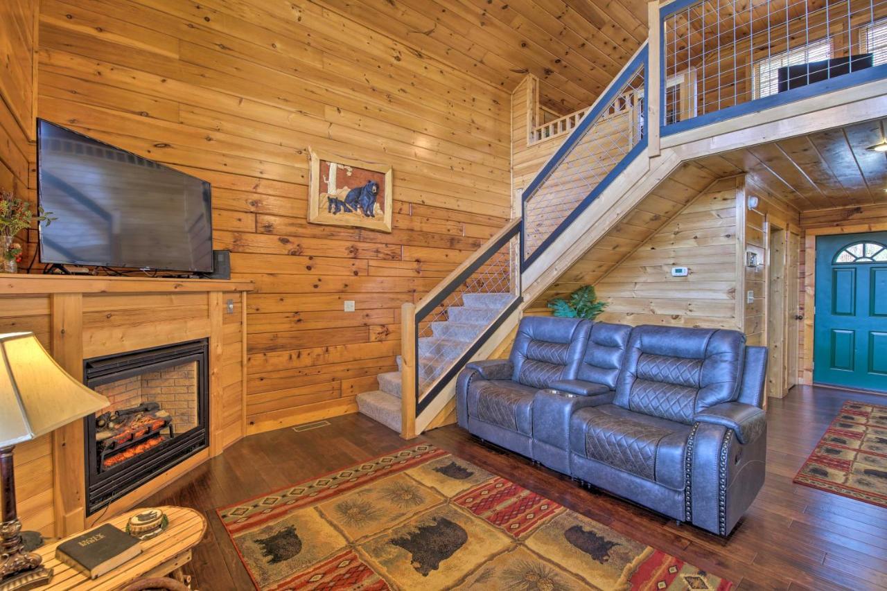 Gatlinburg Cabin With Pool Table And Hot Tub! Kültér fotó