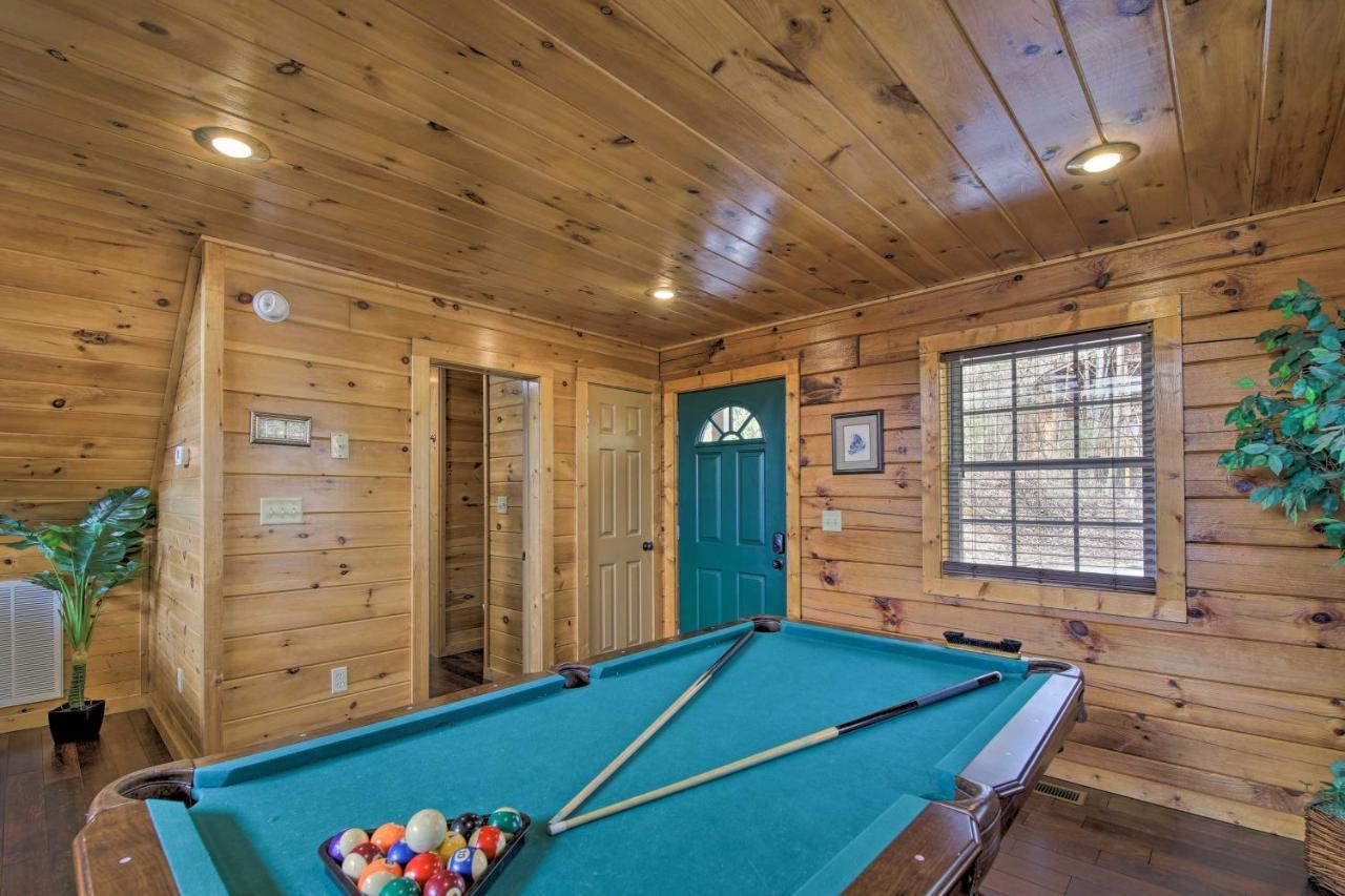Gatlinburg Cabin With Pool Table And Hot Tub! Kültér fotó