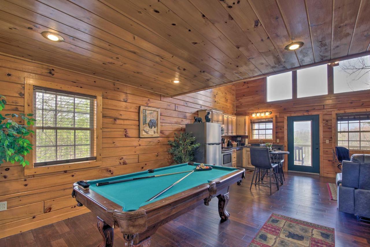 Gatlinburg Cabin With Pool Table And Hot Tub! Kültér fotó