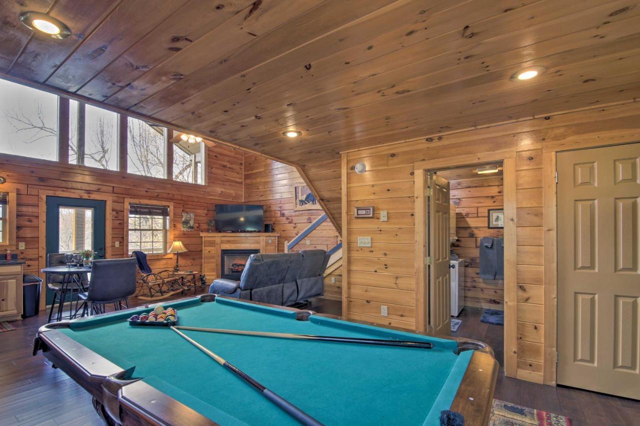 Gatlinburg Cabin With Pool Table And Hot Tub! Kültér fotó