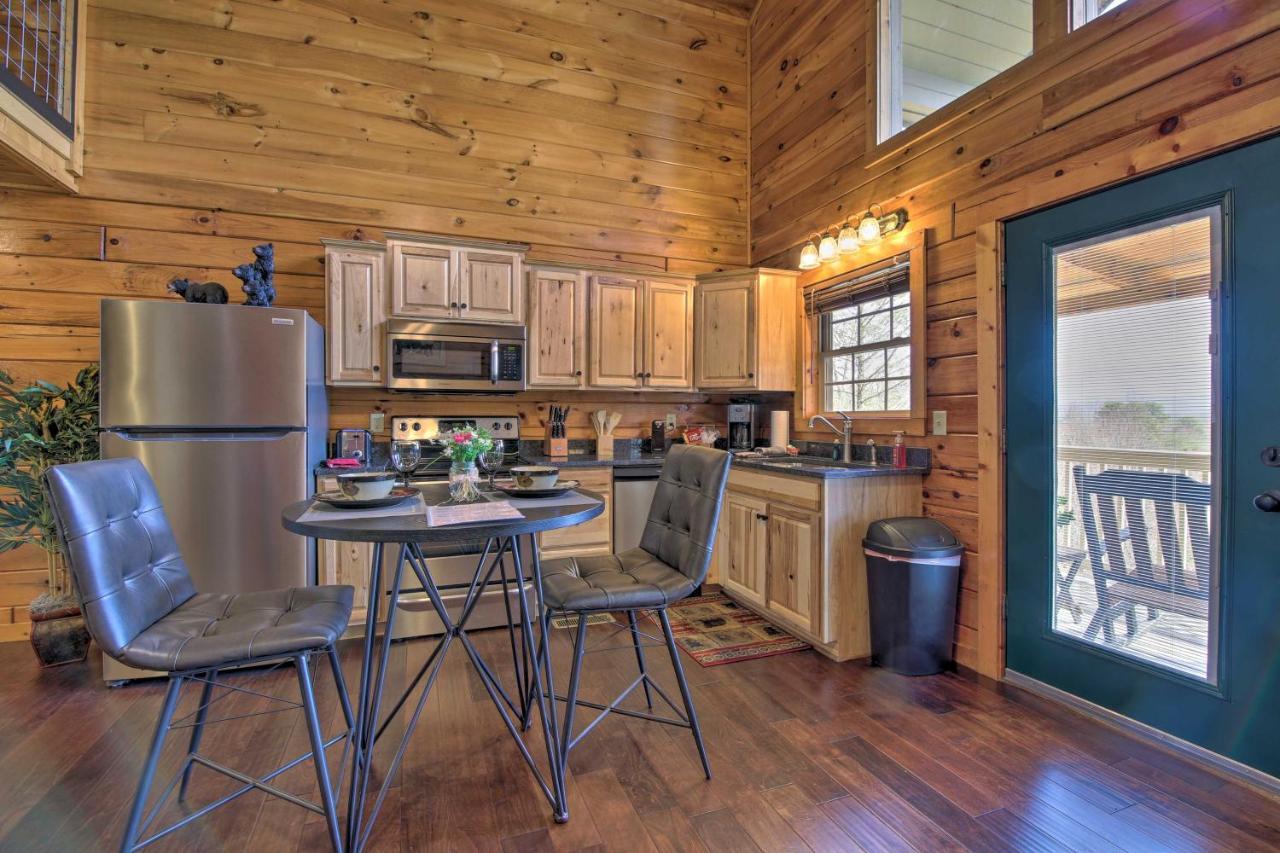 Gatlinburg Cabin With Pool Table And Hot Tub! Kültér fotó